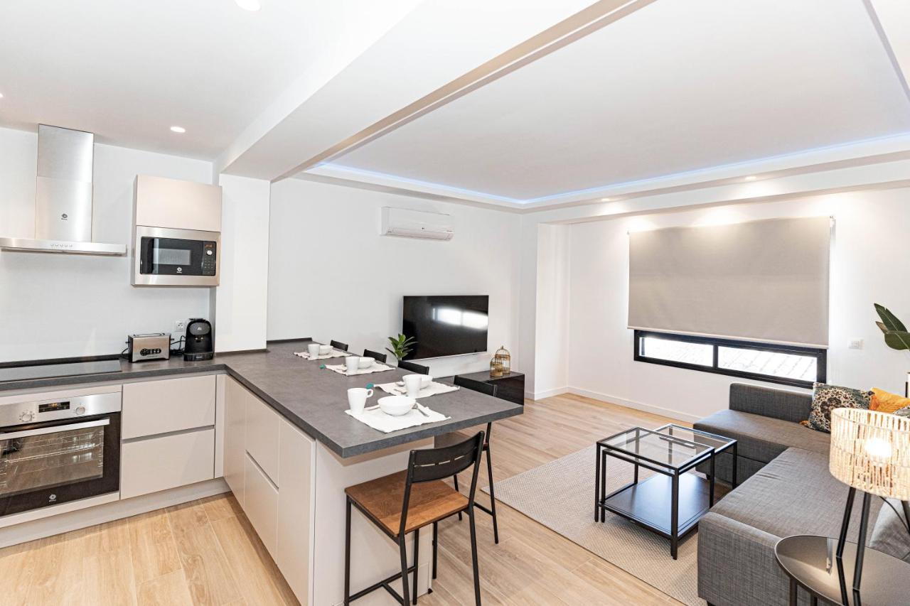 Acogedor Apartamento En Estepona Centro By Rent Me Luaran gambar