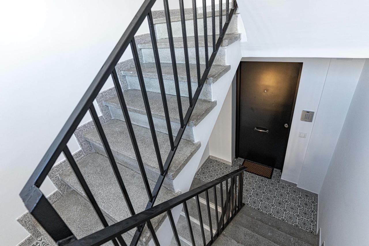 Acogedor Apartamento En Estepona Centro By Rent Me Luaran gambar