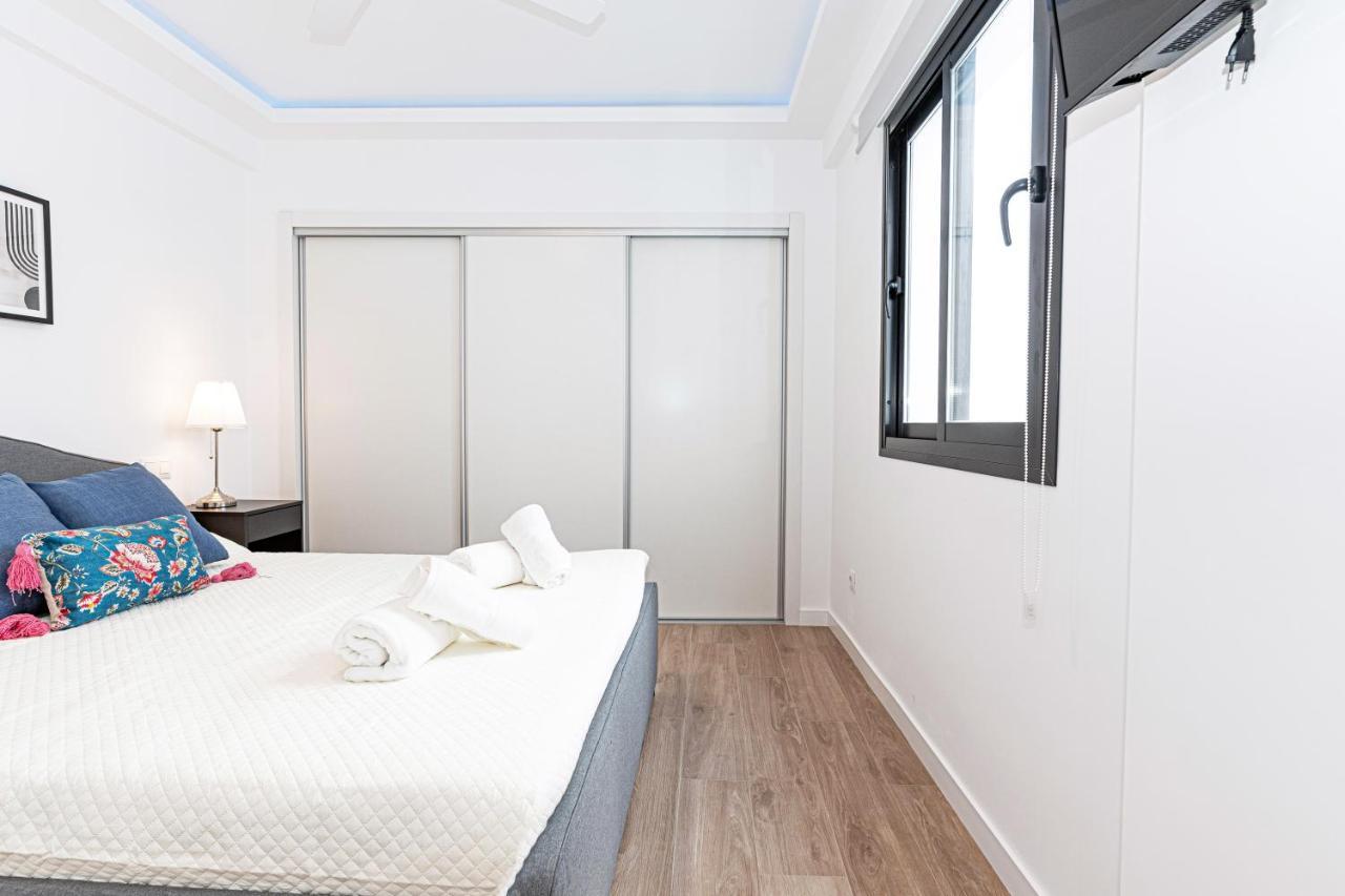 Acogedor Apartamento En Estepona Centro By Rent Me Luaran gambar