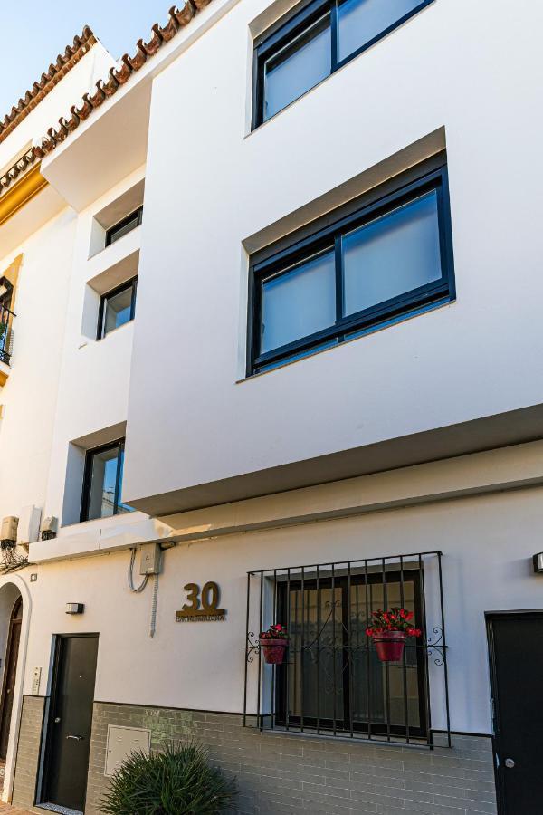 Acogedor Apartamento En Estepona Centro By Rent Me Luaran gambar