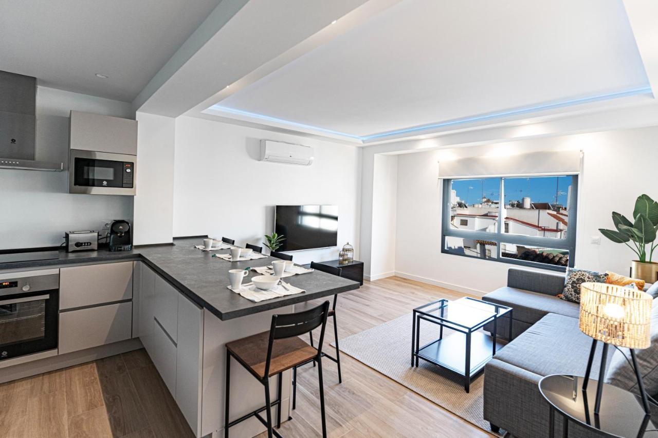 Acogedor Apartamento En Estepona Centro By Rent Me Luaran gambar